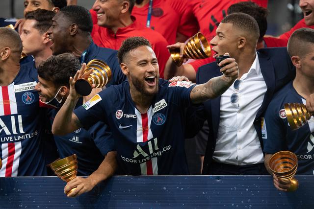 曼城本轮过后最多可能落后利物浦8分 两队下轮直接交手